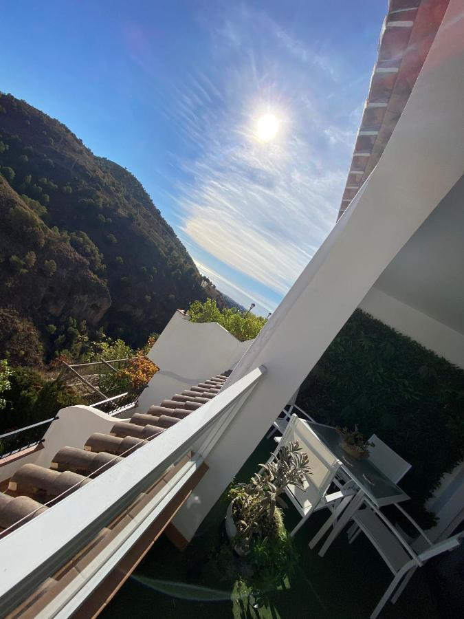 Апартаменты Mirador De La Axarquia Фрихилиана Экстерьер фото